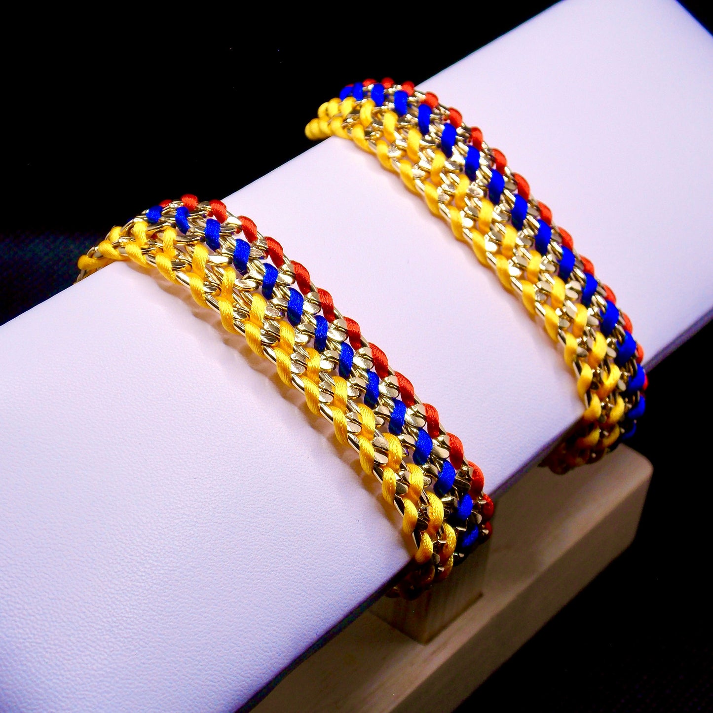 Pulsera Amarillo Azul y Rojo AAR